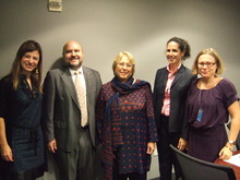 /fotos/Bibiana Aido, Luis Cayo Pte. CERMI, Michelle Bachelet, Ana Peláez Pta. Comisión Mujer, Ana Sastre Delegada Comisión ONU