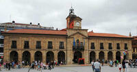 Fachada del ayuntamiento de Avilés