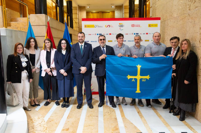 Acto de presentación de los tres deportistas asturianos